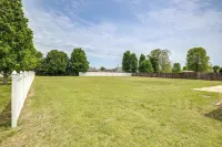 Patio & Spacious Yard: Home in Athens - 3-Star