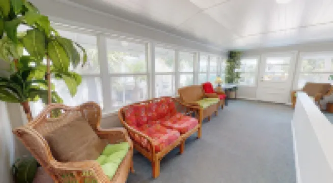 Beach Nugget by Tybee Vacation Rentals