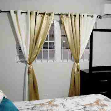 Beautifully Spacious 1BDR/ FREE PARKING Rooms