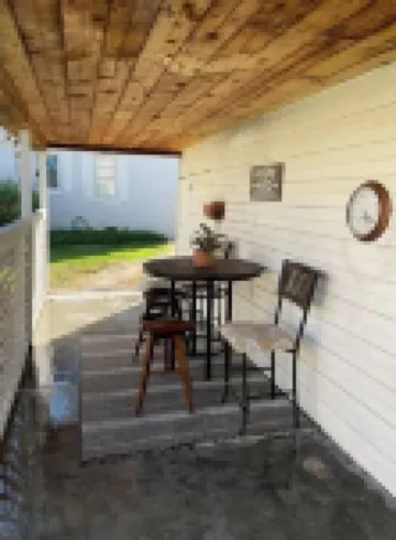 Yote Den across from College of Idaho