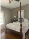 A Room Off Broadway, a prime downtown hideaway