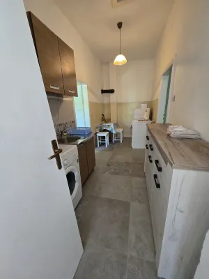 Charming Nikšić House with Private Entrance & Modern Amenities Hoteles en 