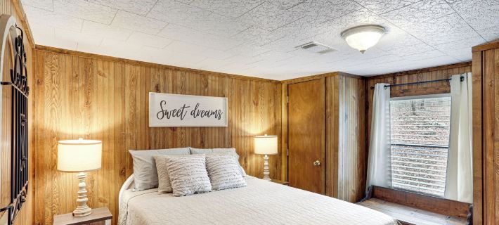 Heber Springs Cabin w/ Deck: 3 Mi to Sugarloaf Mtn Ξενοδοχεία στην πόλη Cleburne County