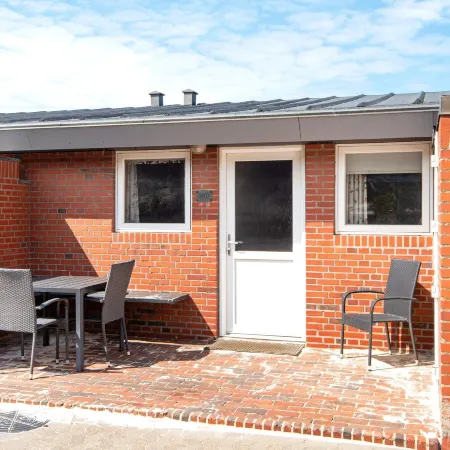 6 Person Holiday Home in Henne-by Traum