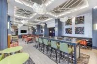 Hampton Inn & Suites Raleigh-Durham Airport-Brier Creek Hotels in Raleigh