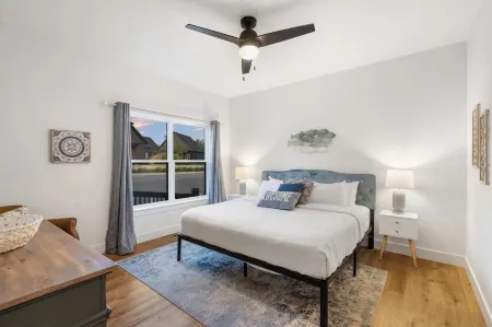 Pineapple Shores - Stay for 14