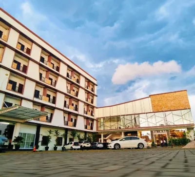 Grand Central Hotel Medan Hotels in 