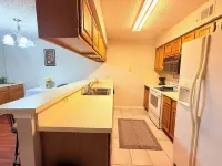 Spacious 2 Bedroom House | Everything within 4 mins Drive