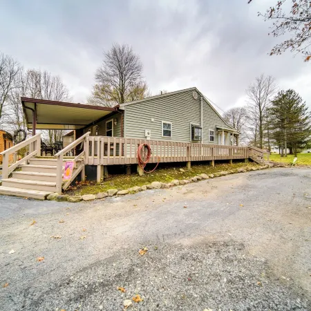 North Jackson Vacation Rental w/ Wraparound Deck!