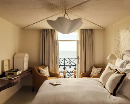 No 42 by GuestHouse, Margate Hotels in Margate