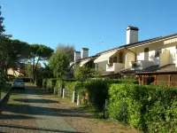 Comfy Villa with Pool and Barbecue - Villas