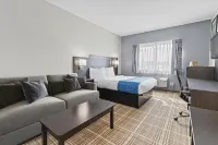 GrandStay Hotel & Suites - piscina