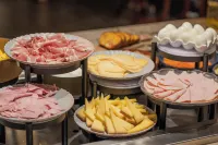 FirstName Toulouse Résidence, part of JdV by Hyatt - breakfast