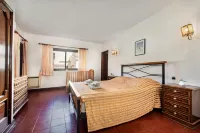 5 En-Suite Bedrooms, Close to Centre, Free AC & WiFi - プライペートプール