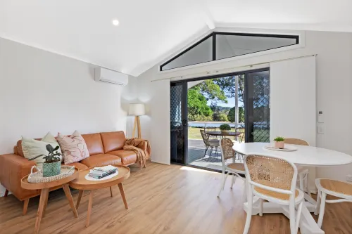 Reflections Ferry Reserve - Holiday Park - Homestays