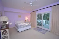Island Time - Pet Friendly and Minutes From Beach - 4-Star