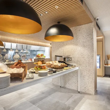 Holiday Inn Melbourne Bourke Street Mall by IHG