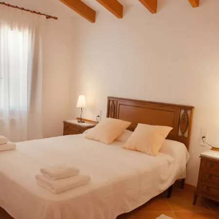 SINGLE FAMILY HOUSE ISOLATED WITH POOL, RURAL HOUSE IN A LAND OF 35. 000M2