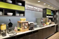 克利夫蘭獨立鎮希爾頓惠庭酒店 - 早餐