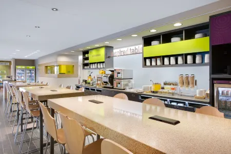 Home2 Suites by Hilton - Chicago/Schaumburg Отели в г. Шаумбург