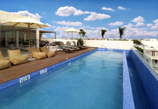 숙소 비교 이미지