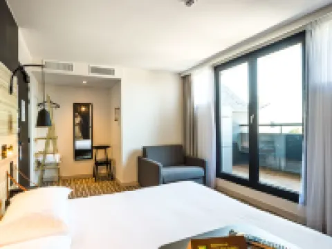 宜必思尚品拉瓦勒中央火車站酒店 拉瓦勒酒店