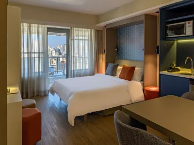 Mercure São Paulo Barra Funda Hotels near Latin America Memorial