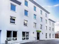 B&B HOTEL München-Putzbrunn - 2-Star