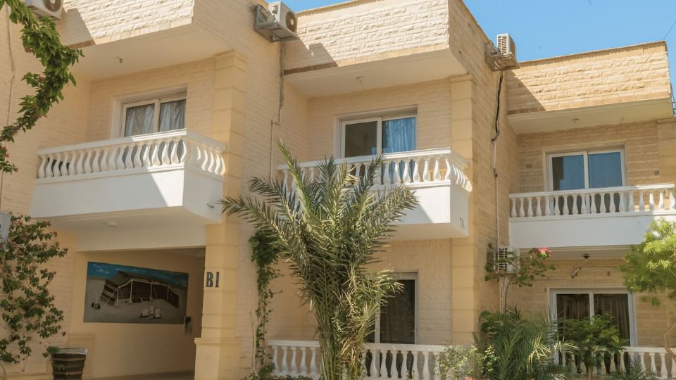 Dahab Hotel
