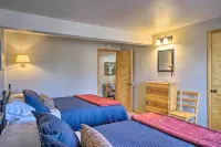 Cabin Retreat on Table Rock Lake w/ Fire Pit!