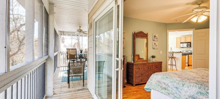 Marina & Beach Club Access: Condo in Southport Hotels in Brunswick County