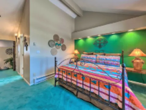 Eclectic Home w/ Deck: 4 Miles to Ski Cloudcroft! Hotels in Cloudcroft