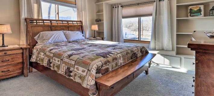 Welcoming Cañon City Abode - Walk to River! Ξενοδοχεία στην πόλη Fremont County