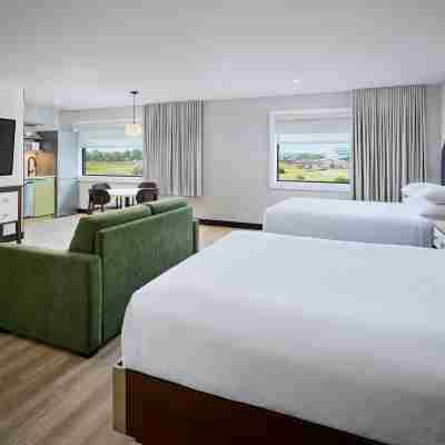 Sheraton Laval Hotel Rooms