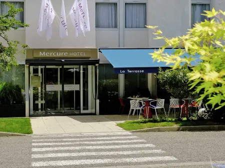 Hôtel Mercure Forbach Отели в г. Саргемин
