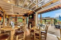 Gateway Inn - parking