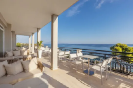 Alexandra Beach Resort & Spa