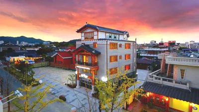 Hwangsil Tourist Hotel Hotels in 