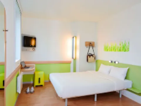 Ibis Budget Bordeaux Centre Bastide โรงแรมใกล้Musee National des Douanes