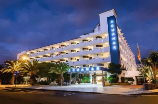 Apartamentos Aguamar Hoteles cerca de Playa Los Cristianos