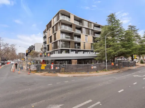 Experience Elegance in this Chic 1-Bed Unit