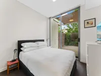 Tranquil 1-Bed Apartment with Courtyard, Pool, BBQ