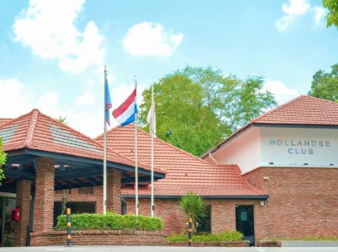 Hollandse Club Retreat