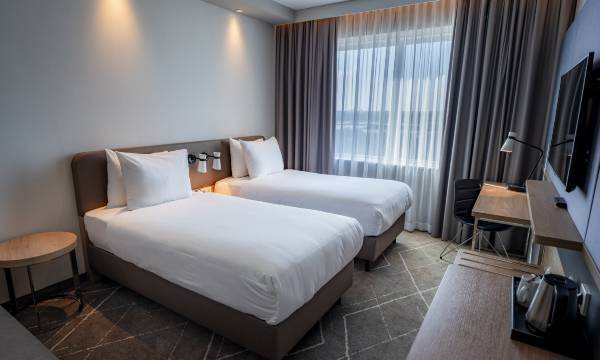 Holiday Inn Eindhoven Airport by IHG