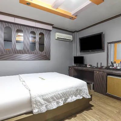 Chilgok G Hotels near Dodeogam Hermitage