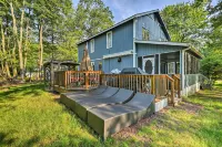 Lake Harmony Resort Home w/ Deck + Fire Pit! - Beach