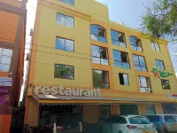 Rabat Guest Resort Garissa Hotel a 