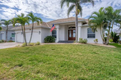 Sandpiper Sanctuary -waterfront Luxury With Private Pool, Spa & Dock 3 Bedroom Home - balcony