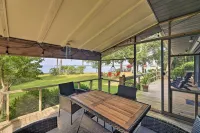 New Bern Home w/ Direct Access to Neuse River - 3-Star