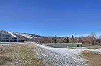 Beech Mtn Condo w/ Slope View & Resort-Style Perks - 3 estrellas